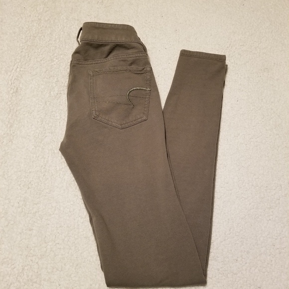 American Eagle Outfitters Denim - 🦂LAST CHANCE🦂Olive jegging